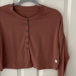 Vuori Cropped Henley Long-Sleeve Top - Rust Brown